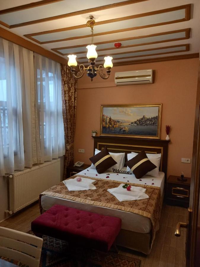 Emirhan Hotel Istanboel Buitenkant foto