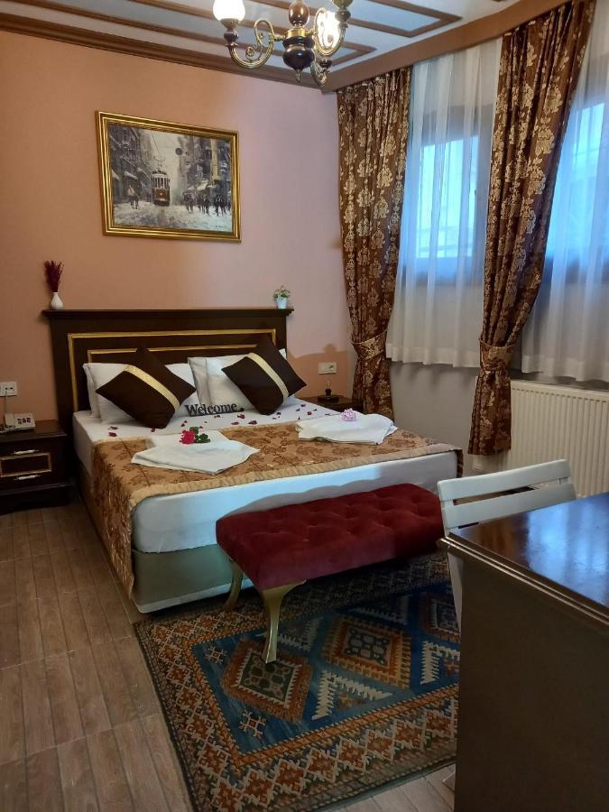 Emirhan Hotel Istanboel Buitenkant foto