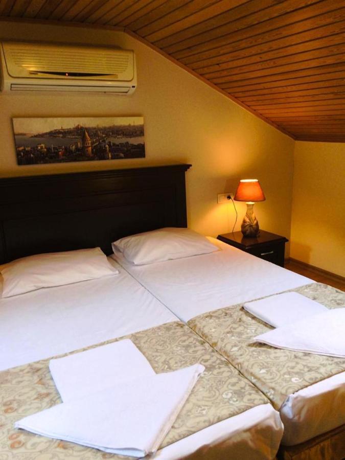 Emirhan Hotel Istanboel Buitenkant foto