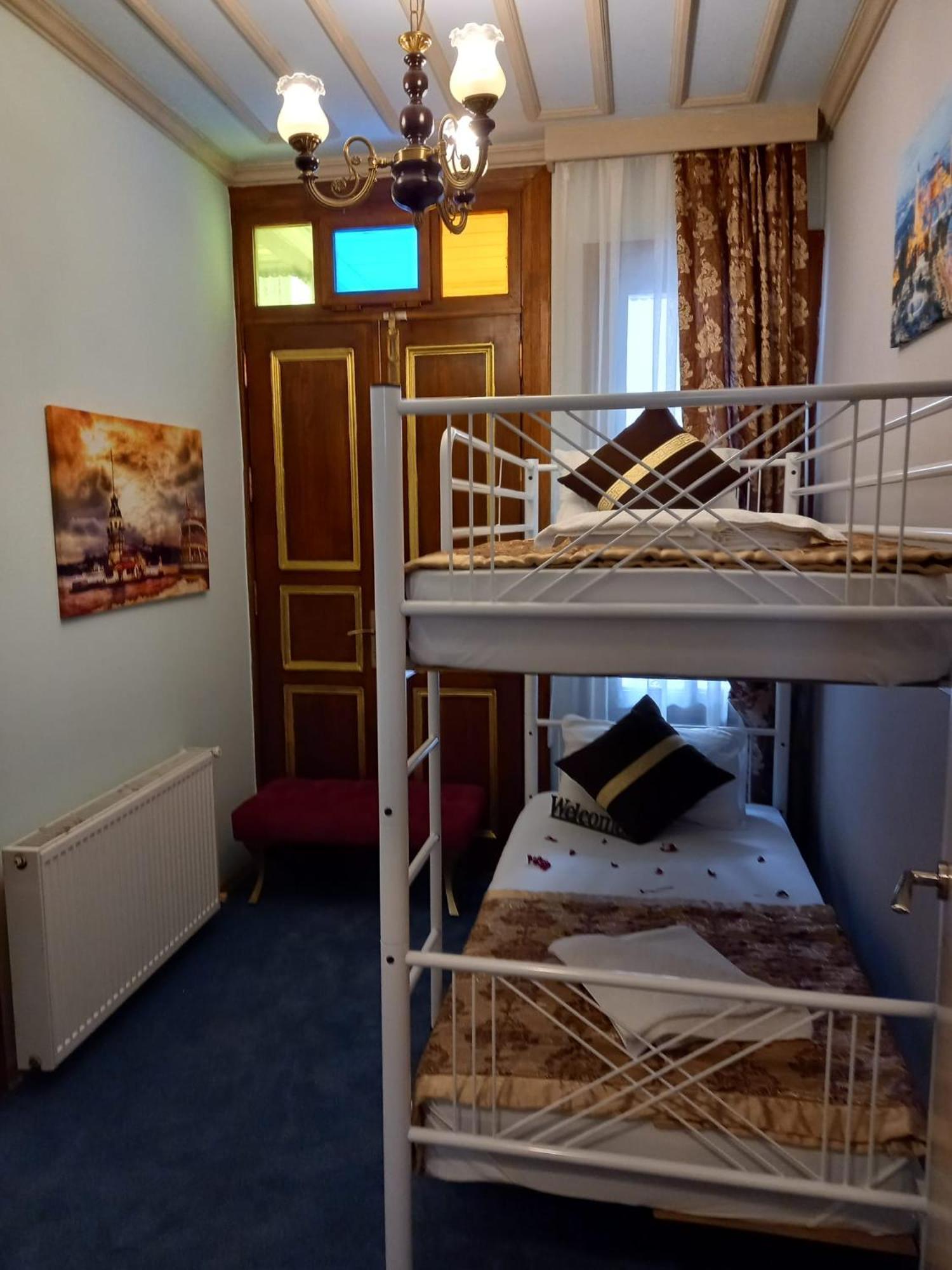 Emirhan Hotel Istanboel Buitenkant foto